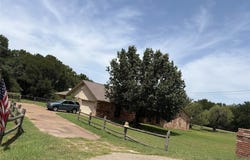 200 Windridge Trail, Burleson, TX 76028