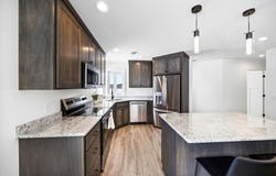 254 Eau Claire Avenue SE, Hutchinson, MN 55350