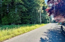 Moore Avenue, Eureka, CA 95501