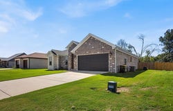 15 Libra Lane, Ward, AR 72176
