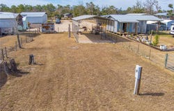 507 4TH Street NW, STEINHATCHEE, FL 32359
