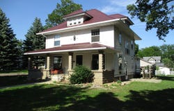1024 Avenue M, Hawarden, IA 51023