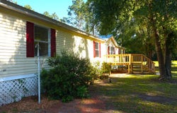 515 NE JACARANDA TER, Lee, FL 32059
