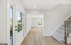 102 ROUTE 31 S, PENNINGTON, NJ 08534