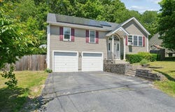 42 Wilbur St, Worcester, MA 01606