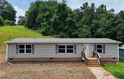 3767 Franklin Pike SE, Floyd, VA 24091