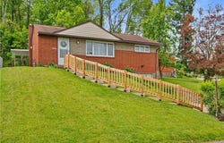 5393 Overland Trl, Baldwin Boro, PA 15236