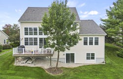 9 Fairwynds Dr, Lenox, MA 01240