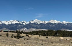 228 Navajo Path, Westcliffe, CO 81252