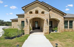 879 LATIGO BLVD, Pipe Creek, TX 78063