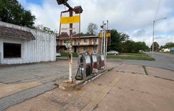 2001 E Maine St, Enid, OK 73701