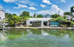 4 Shore Drive, Saddlebunch, FL 33040