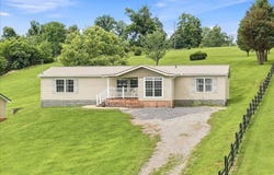 824 Howell River Road, Rutledge, TN 37861