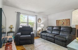 329 Lincoln Drive, Gower, MO 64454