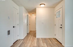2021 35TH Ave, Longview, WA 98632