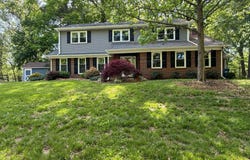 6 DONNA Drive, BEAR, DE 19701