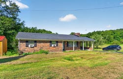 3713 Paint Creek Road, Stanton, KY 40380