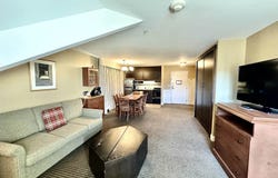 302 Qtr 2 Grand Summit Way, Dover, VT 05356
