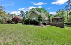 702 LAUREL Ln, Jasper, AL 35504
