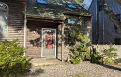 10 Seashore Park Drive, Provincetown, MA 02657