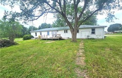 501 S Dudley St, Hamilton, MO 64644