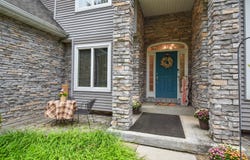 5033 Deerwood Trail, Stevensville, MI 49127