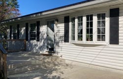 895 Cloverdale Ave, Crestline, OH 44827
