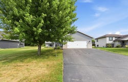 1106 9th Street NE, Milaca, MN 56353