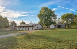 11646 W State Highway Bb, Walnut Grove, MO 65770