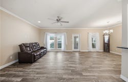 3146 Lenore Avenue, Ingleside, TX 78362