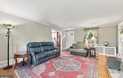 748 EDMONDS, DREXEL HILL, PA 19026