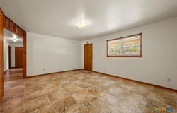 201 Hillcrest Drive, Luling, TX 78648