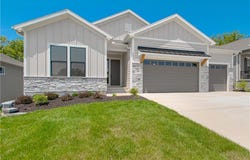 4840 NW Huonker Court, Riverside, MO 64150