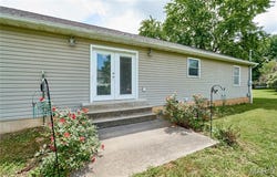 55 Lakeview Circle, Elsberry, MO 63343