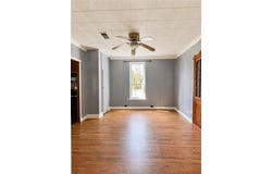 616 N Sharp Street, Franklin, TX 77856