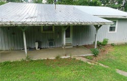 6872 E Hurst Road, Pekin, IN 47165