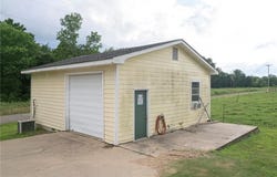 27068 Hunter LN, Bokoshe, OK 74930