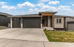 7005 E Beverly Ave, Spokane Valley, WA 99212-0262