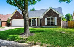 8221 MANX Dr, Round Rock, TX 78681