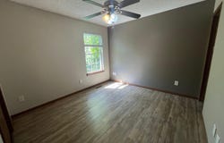 1045 N Dickerson Avenue, Springfield, MO 65803