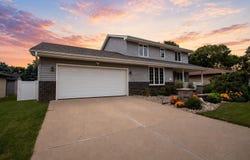 111 Golden Dr, Sergeant Bluff, IA 51054