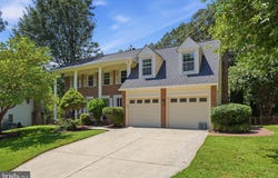 7316 WALNUT KNOLL Drive, SPRINGFIELD, VA 22153