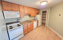 9630 Cove Drive, North Royalton, OH 44133