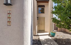 5832 Ermemin Avenue NW, Albuquerque, NM 87114