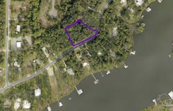 E Bayou Forest Dr, Freeport, FL 32439