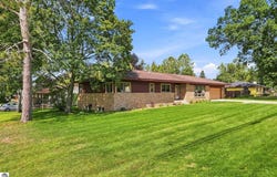 321 N Front Street, Lake City, MI 49651
