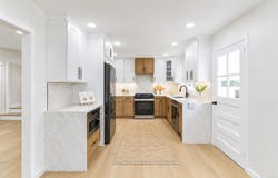 10 York Street, Hicksville, NY 11801