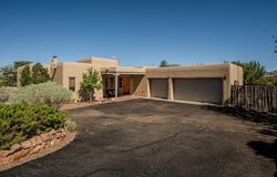 15 Calle Cal, Santa Fe, NM 87508