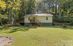 400 Laurel Drive, Saluda, NC 28773