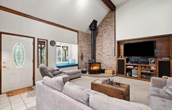 1701 Jackson Spring Road, Ozark, MO 65721
